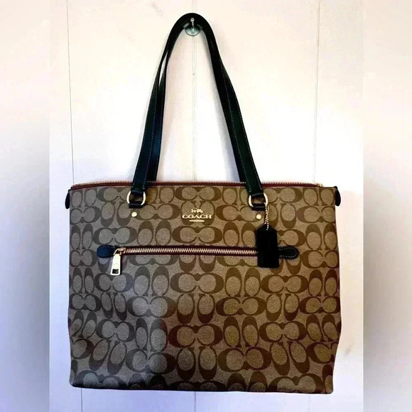 Coach Handbags - COACH Gallery Tote In Signature Canvas Top Zip Tan Brown Dark Green 79609 EUC